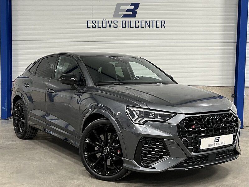 Grå Begagnad 2020 Audi RS Q3 Sportback Sport SUV | 579 990 kr - Bild 1/4