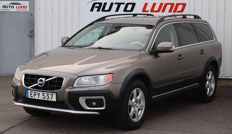Grå Begagnad 2011 Volvo XC70 Summum Kombi | 89 900 kr (Marknadspris) - Bild 1/4