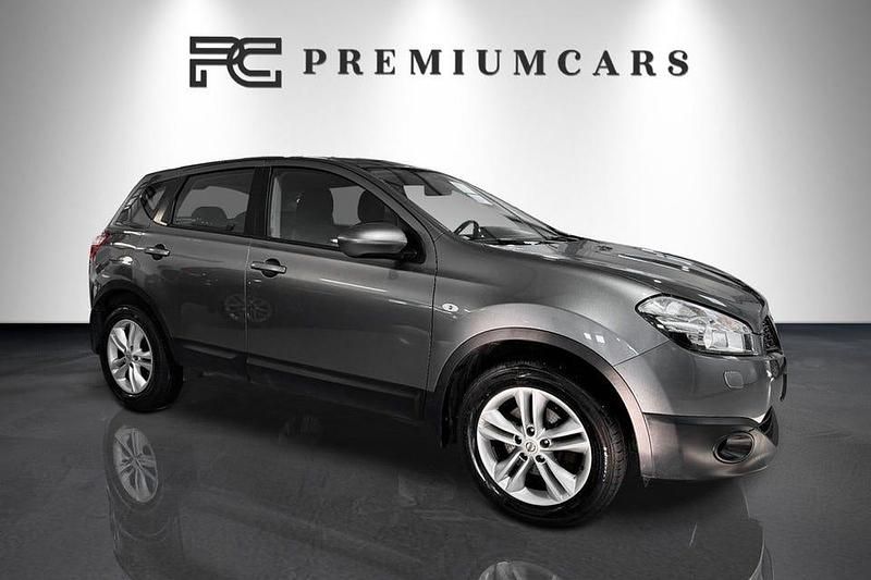 Begagnad Nissan Qashqai 142 HK (104 kW) 2011 Grå SUV