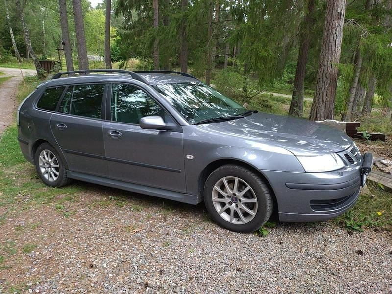 Grå Begagnad 2007 Saab 9-3 Linear Kombi | 40 000 kr (Bra pris) - Bild 1/4