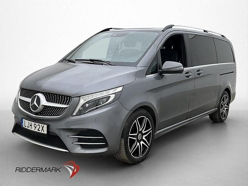 Begagnad Mercedes V300 AMG 237 HK (174 kW) 2022 Grå Minibuss