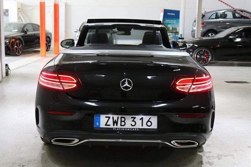 Begagnad Mercedes C300 AMG line 259 HK (190 kW) 2021 Svart Cab