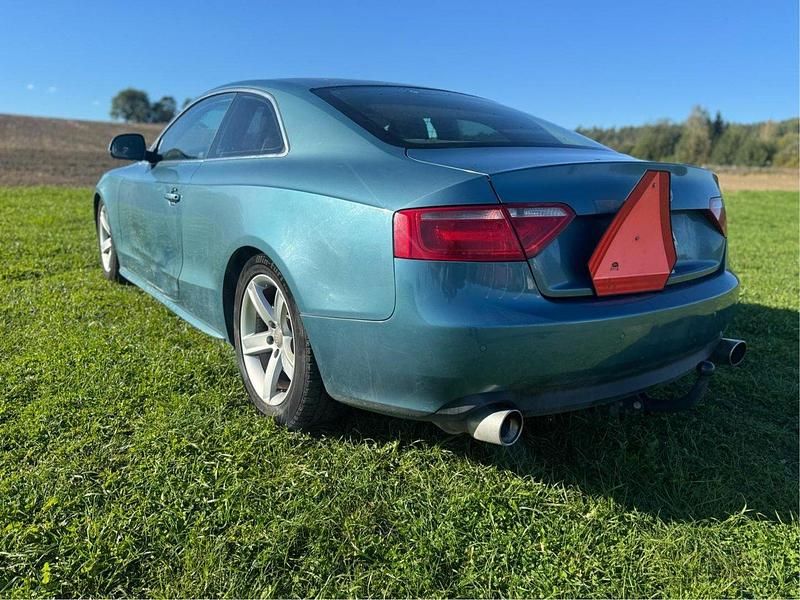 Blå Begagnad 2009 Audi Coupé Comfort Sportkupé | 64 990 kr - Bild 1/4