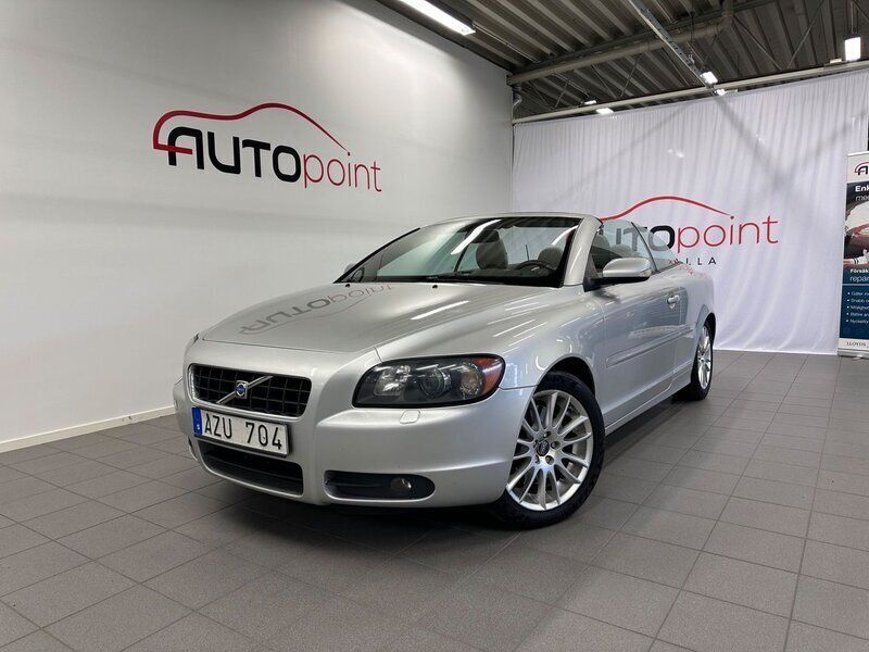 Silver Begagnad 2006 Volvo C70 Summum Cab | 109 800 kr (Dyr) - Bild 1/4