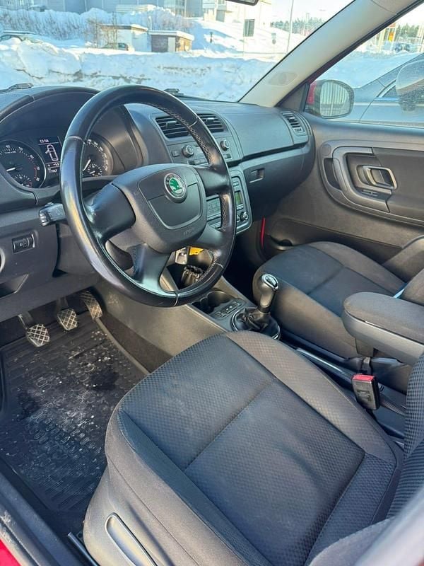 Begagnad Skoda Fabia 86 HK (63 kW) 2013 Röd Kombi