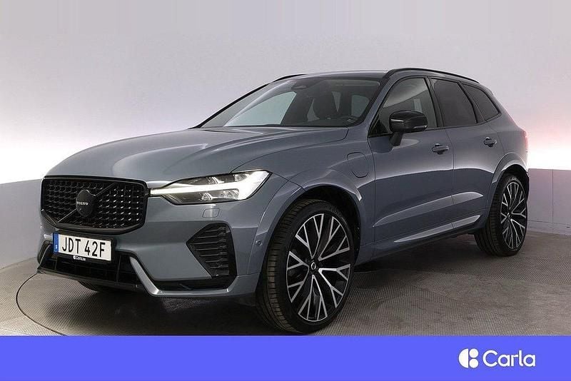 Grå Begagnad 2022 Volvo XC60 Plus SUV | 519 900 kr (Dyr) - Bild 1/4