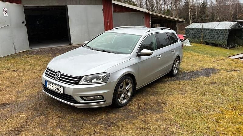 Begagnad 2014 VW Passat R-line | 125 000 kr (Lite dyr) - Bild 1/4