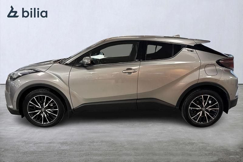 Begagnad Toyota C-HR Executive 117 HK (86 kW) 2016 Grå SUV