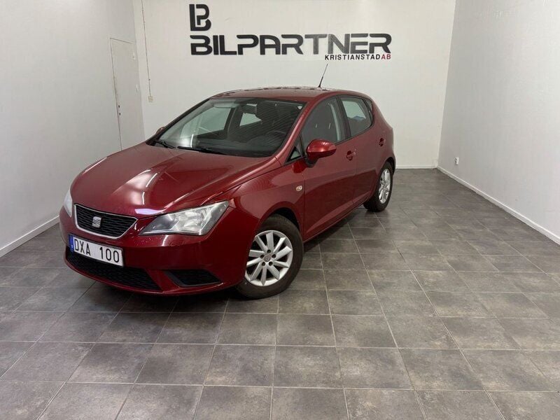 Röd Begagnad 2013 Seat Ibiza Style Halvkombi | 70 000 kr (Bra pris) - Bild 1/4