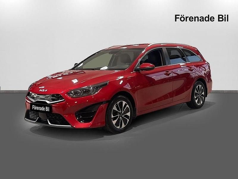 Röd Begagnad 2022 Kia Ceed Sportswagon Advance Kombi | 229 000 kr (Marknadspris) - Bild 1/4