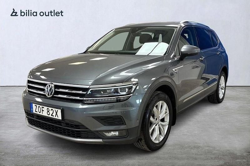 Mörkgrå Begagnad 2019 VW Tiguan Allspace SUV | 269 900 kr (Marknadspris) - Bild 1/3