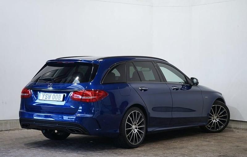 Begagnad Mercedes C450 AMG AMG 367 HK (269 kW) 2016 Blå Kombi