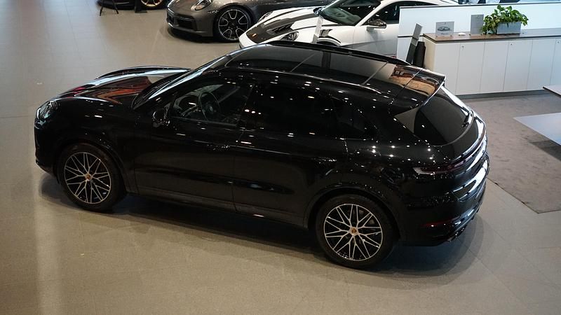Ny Porsche Cayenne 2026 Svart SUV