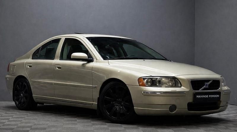 Begagnad Volvo S60 Summum 260 HK (191 kW) 2006 Grön Sedan