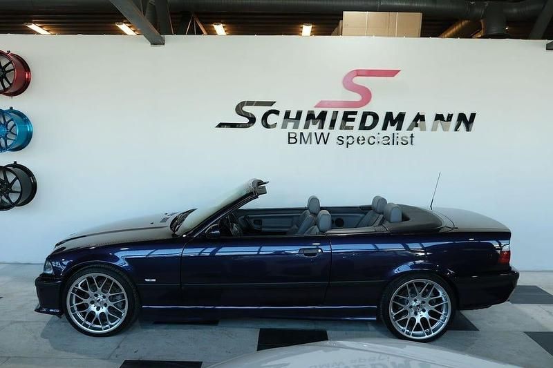 Begagnad BMW M3 321 HK (236 kW) 1997 Blå Cab