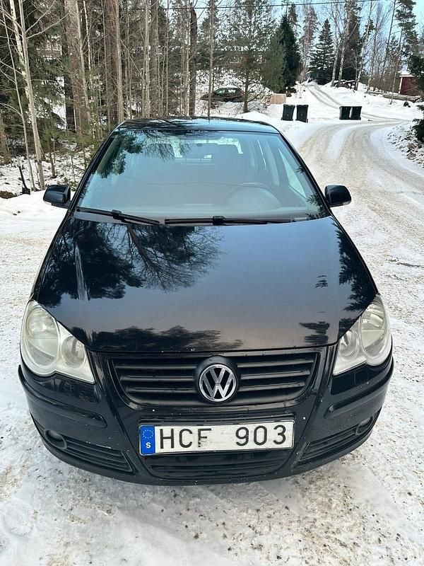 Begagnad VW Polo 80 HK (58 kW) 2008 Halvkombi