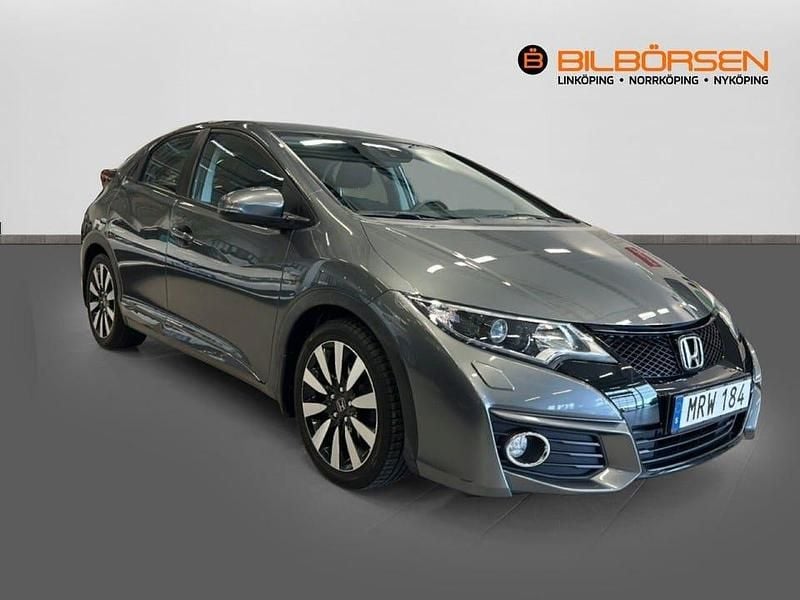 Begagnad Honda Civic Elegance 141 HK (103 kW) 2015 Mgrå Halvkombi