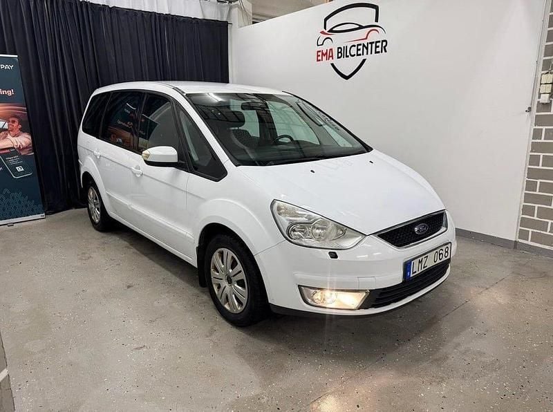 Begagnad Ford Galaxy 140 HK (102 kW) 2009 Vit Minibuss