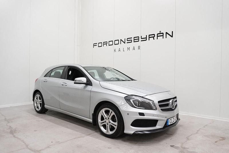 Silver Begagnad 2014 Mercedes A180 Halvkombi | 119 800 kr (Marknadspris) - Bild 1/4