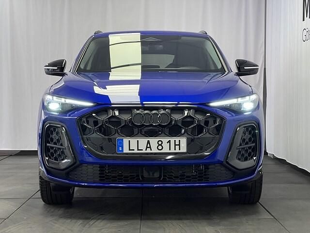 Begagnad Audi Q5 Sportback Design 204 HK (150 kW) 2025 Ultrablå metallic SUV