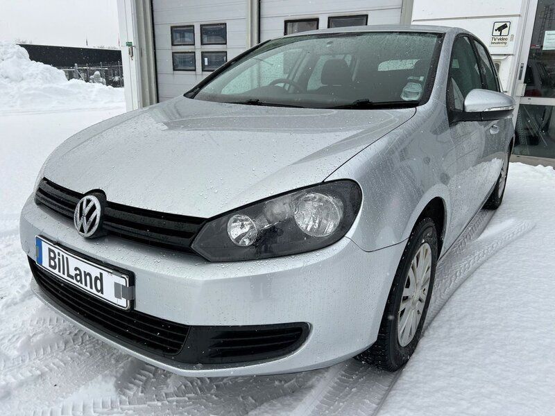 Begagnad 2009 VW Golf VI Halvkombi | 39 900 kr - Bild 1/4
