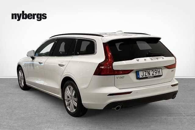 Begagnad Volvo V60 197 HK (144 kW) 2022 Kombi