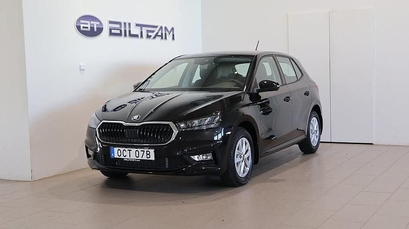 Ny Skoda Fabia Selection 116 HK (85 kW) 2025 Black magic pärleffekt metallic Halvkombi