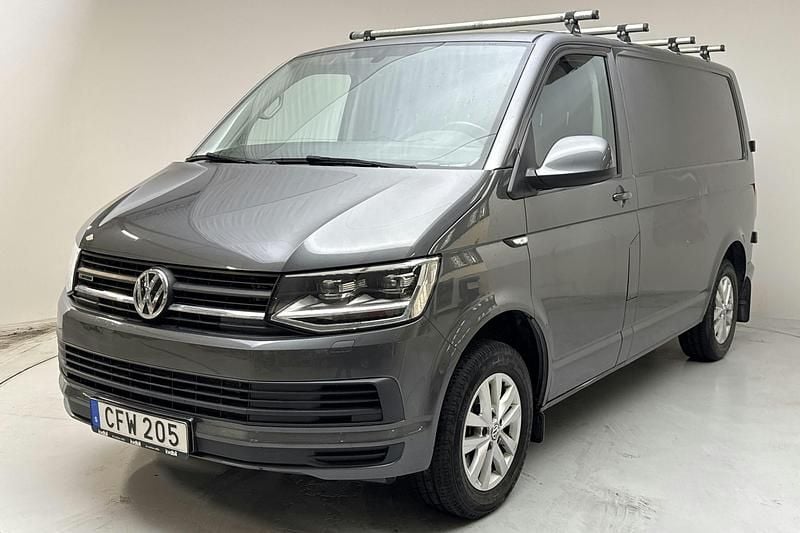 Grå Begagnad 2016 VW T6 Van | 169 000 kr (Superpris) - Bild 1/4