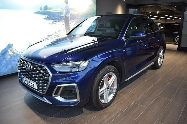 Begagnad Audi Q5 Sportback S-Line 367 HK (269 kW) 2023 Blå SUV