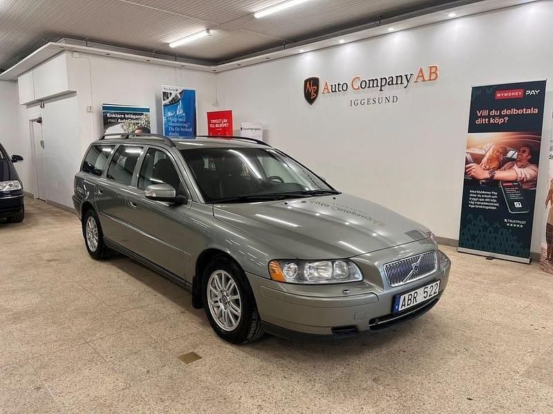 Grön Begagnad 2007 Volvo V70 Kinetic Kombi | 39 900 kr (Marknadspris) - Bild 1/4