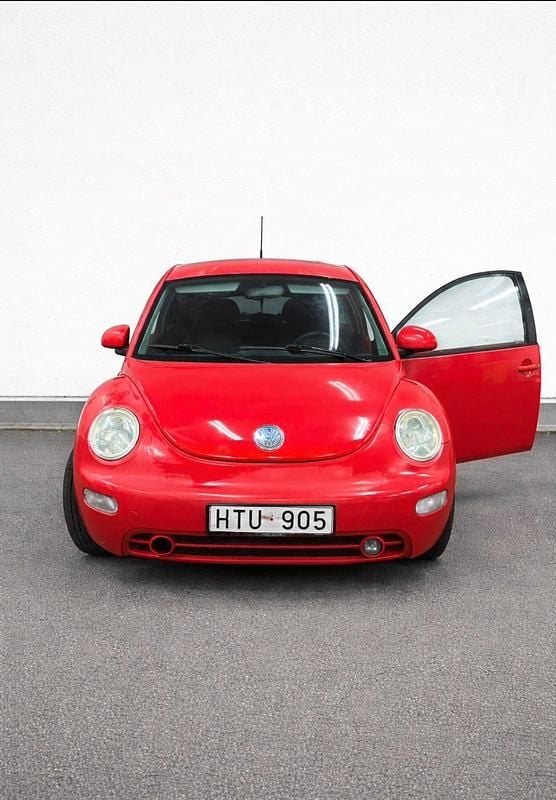 Begagnad VW New Beetle 116 HK (85 kW) 1999 Halvkombi