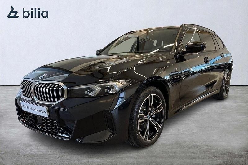 Svart Begagnad 2024 BMW 330e M Sport Kombi | 498 000 kr (Lite dyr) - Bild 1/4