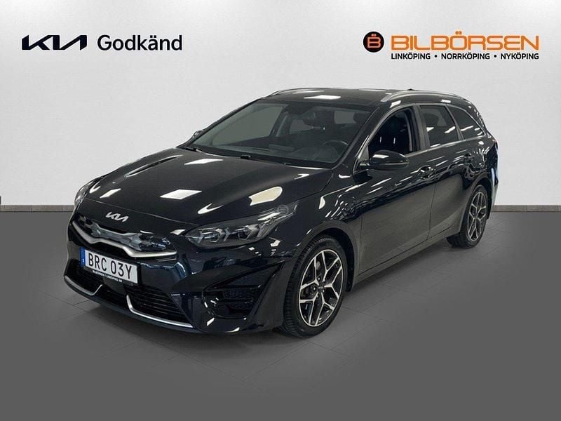 Svart Begagnad 2022 Kia Ceed Sportswagon 2 Kombi | 279 900 kr (Lite dyr) - Bild 1/4