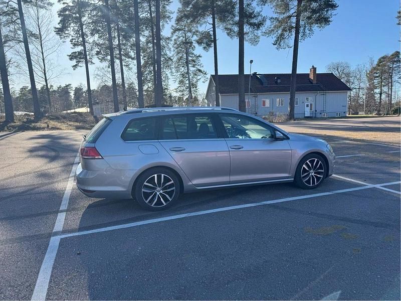 Silver Begagnad 2015 VW Golf VII GT Kombi | 100 000 kr (Bra pris) - Bild 1/4