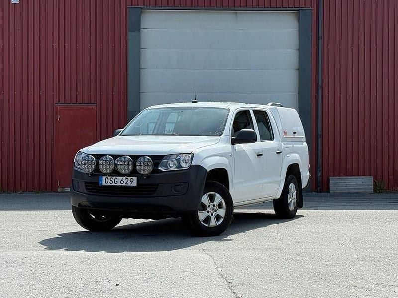 Vit Begagnad 2015 VW Amarok Pickup | 139 900 kr (Marknadspris) - Bild 1/4