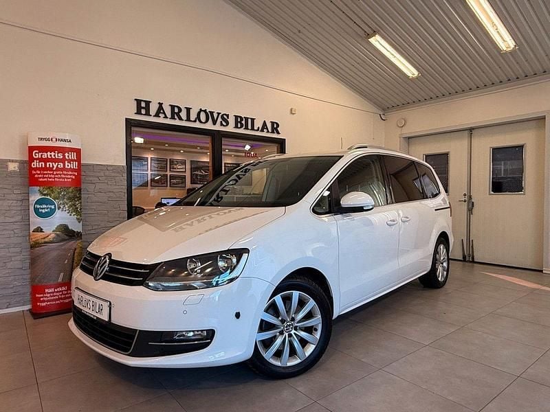 Vit Begagnad 2013 VW Sharan GT Minibuss | 165 000 kr (Marknadspris) - Bild 1/4