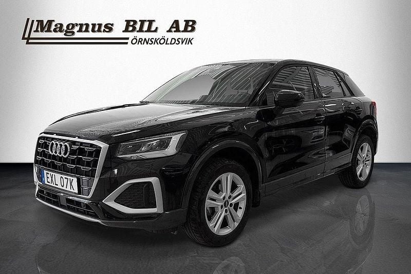 Svart Begagnad 2023 Audi Q2 Advanced SUV | 299 900 kr (Lite dyr) - Bild 1/4