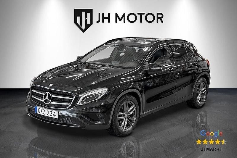 Begagnad Mercedes GLA250 Night 211 HK (155 kW) 2014 Svart SUV