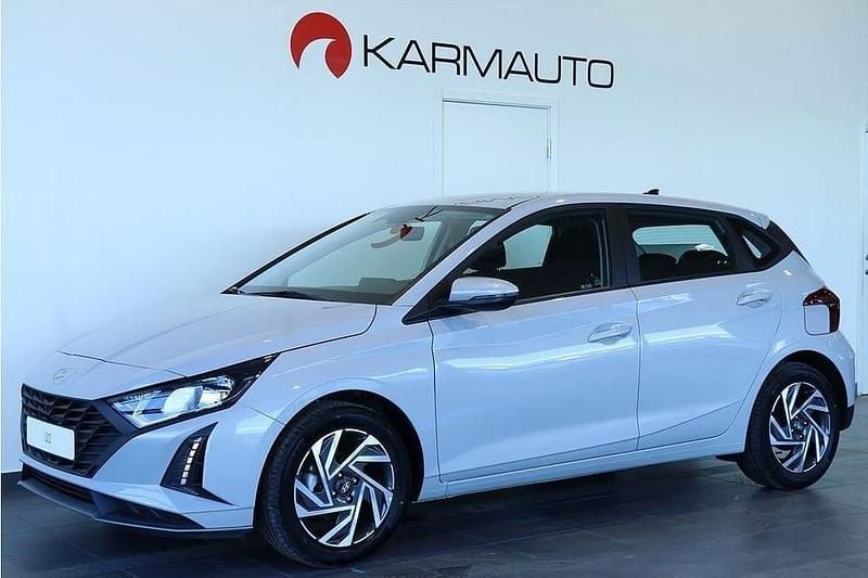 Ny Hyundai i20 Essential 84 HK (61 kW) 2025 Lumen grey pearl Halvkombi