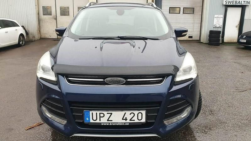 Blå Begagnad 2013 Ford Kuga Titanium SUV | 77 000 kr (Marknadspris) - Bild 1/4