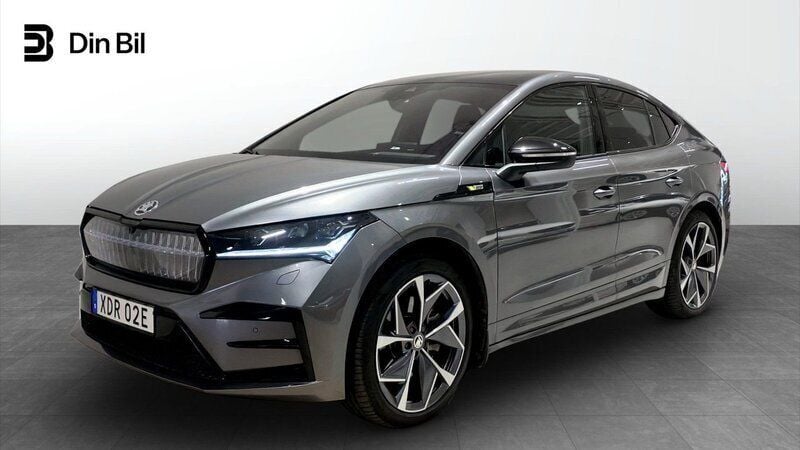Grå Begagnad 2024 Skoda Enyaq iV RS SUV | 559 900 kr - Bild 1/4