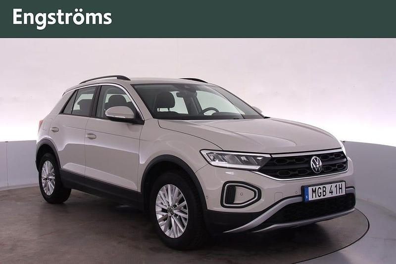 Grå (ascot grey) Begagnad 2022 VW T-Roc SUV | 209 000 kr (Marknadspris) - Bild 1/4