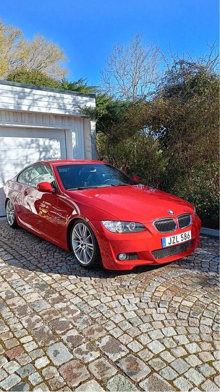 Begagnad 2010 BMW 335 Comfort Edition Sportkupé | 165 000 kr (Marknadspris) - Bild 1/4