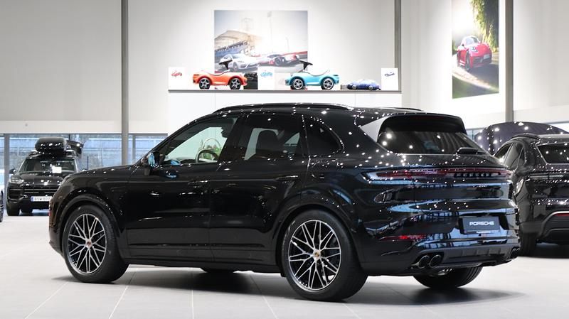 Begagnad Porsche Cayenne 2026 Svart SUV