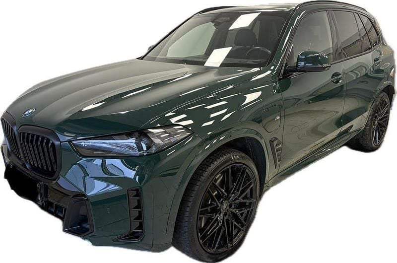 Begagnad BMW X5 490 HK (360 kW) 2024 British racing green SUV