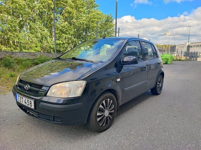 Blå Begagnad 2003 Hyundai Getz Halvkombi | 21 900 kr (Marknadspris) - Bild 1/4