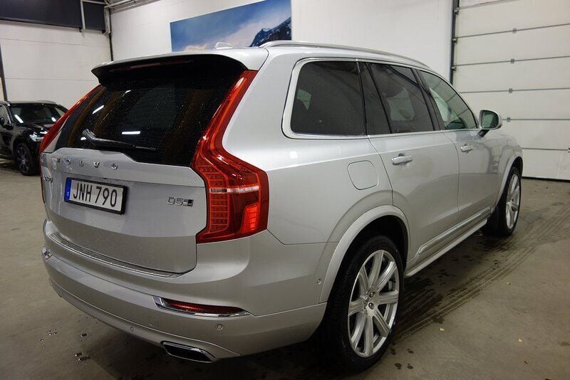 Begagnad Volvo XC90 Inscription 236 HK (173 kW) 2017 Silver (bright silver met 711) SUV