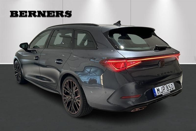 Begagnad Cupra Leon 245 HK (180 kW) 2024 Grå Kombi