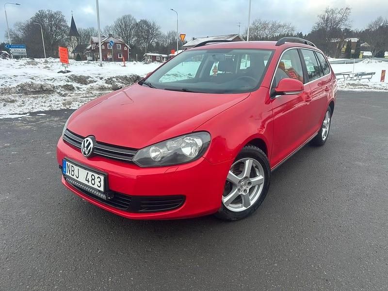 Begagnad 2013 VW Golf VII Kombi | 44 000 kr (Marknadspris) - Bild 1/4