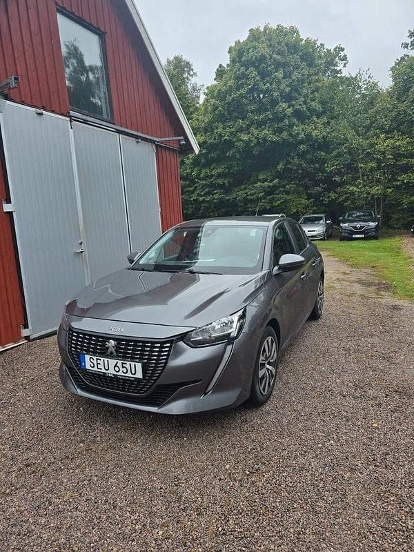 Grå Begagnad 2019 Peugeot 208 Active Halvkombi | 85 000 kr (Marknadspris) - Bild 1/4